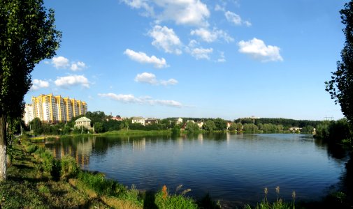 Petropavlivska Borshchagivka pond1