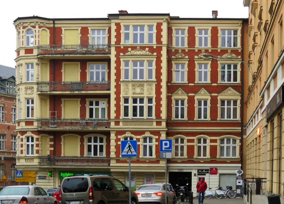 Pl. Ratajskiego 9 Poznań 01