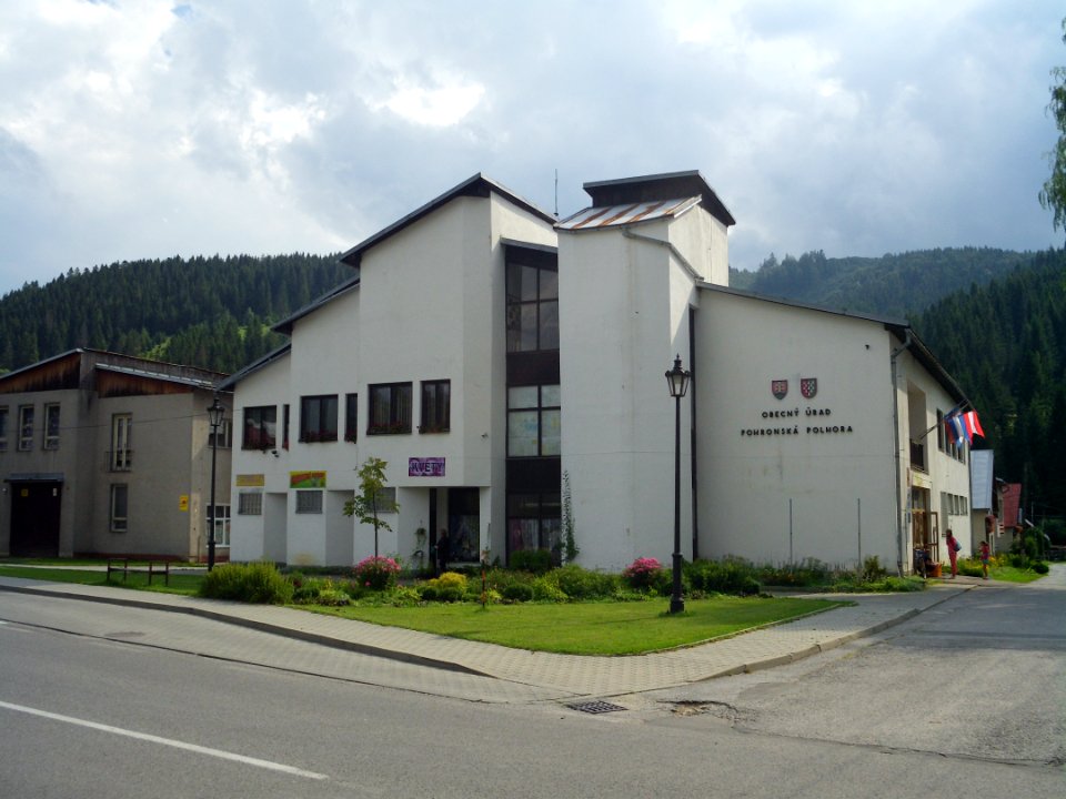 Pohronska Polhora city hall