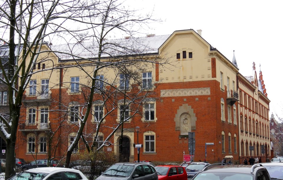 Pl. Władysława Sikorskiego 14 Kraków 01