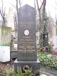 Otakar Najemnik tombstone