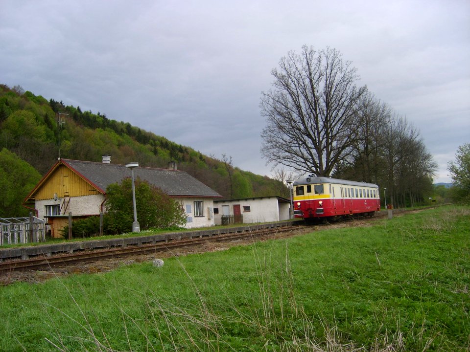 Otovice train stop M262