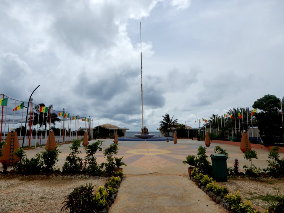 Place du Souvenir africain à Dakar, 2