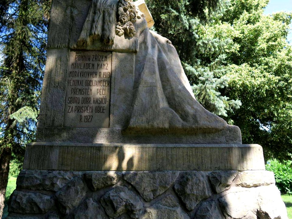 Památník Boženy Němcové ve Zlíči (Q66226014) 02
