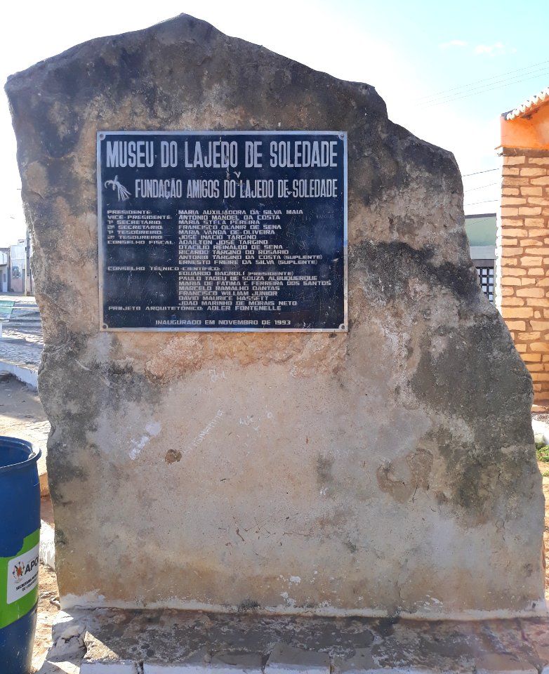 Placa do Museu do Lajedo de Soledade, Apodi (RN)