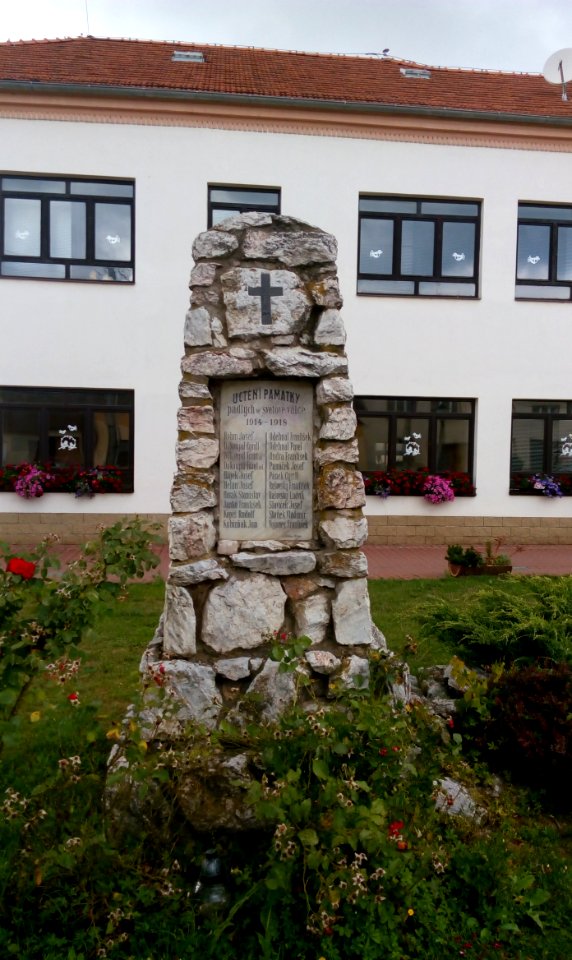 Památník padlým v Malhostovicích