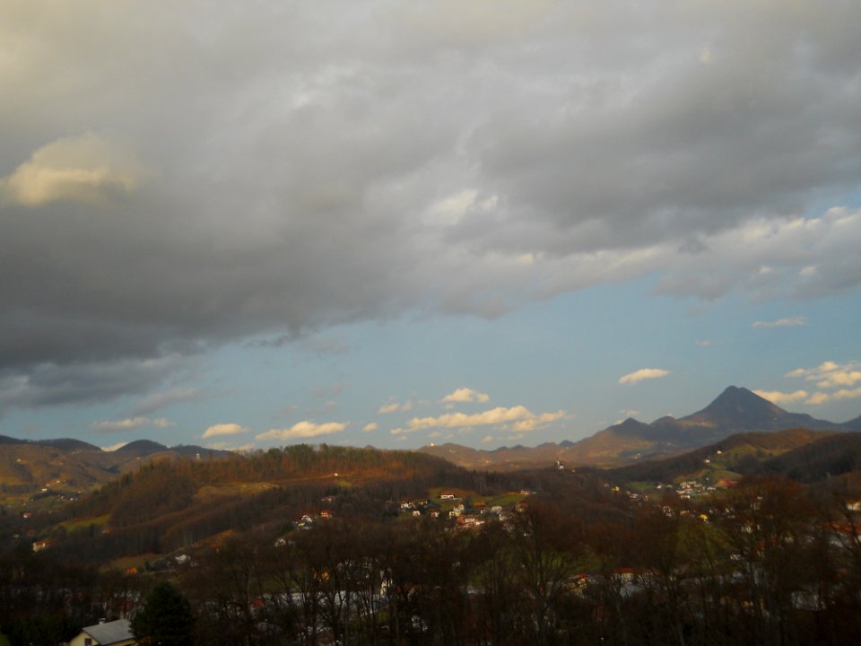 Panorama Donačka gora in Boč