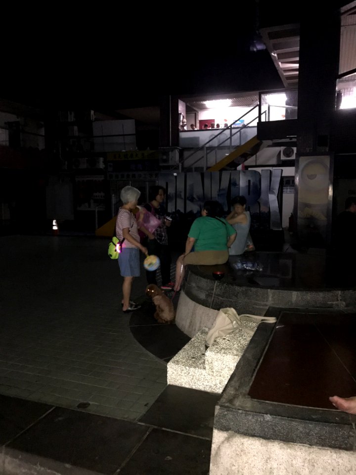 People Talking at Central Court of Shinkong Minsheng Square in Blockout 20170815