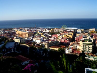 Puerto de la Cruz center