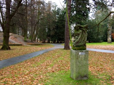 Park Oliwski Macierzyństwo