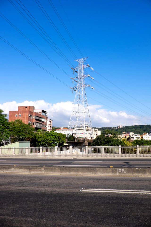 Pylon nearby Fulin Bridge East Side View from Sidewalk 20150102