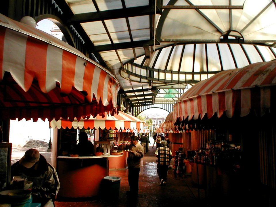 Puestos en la Plaza Fray Andrés de Castro