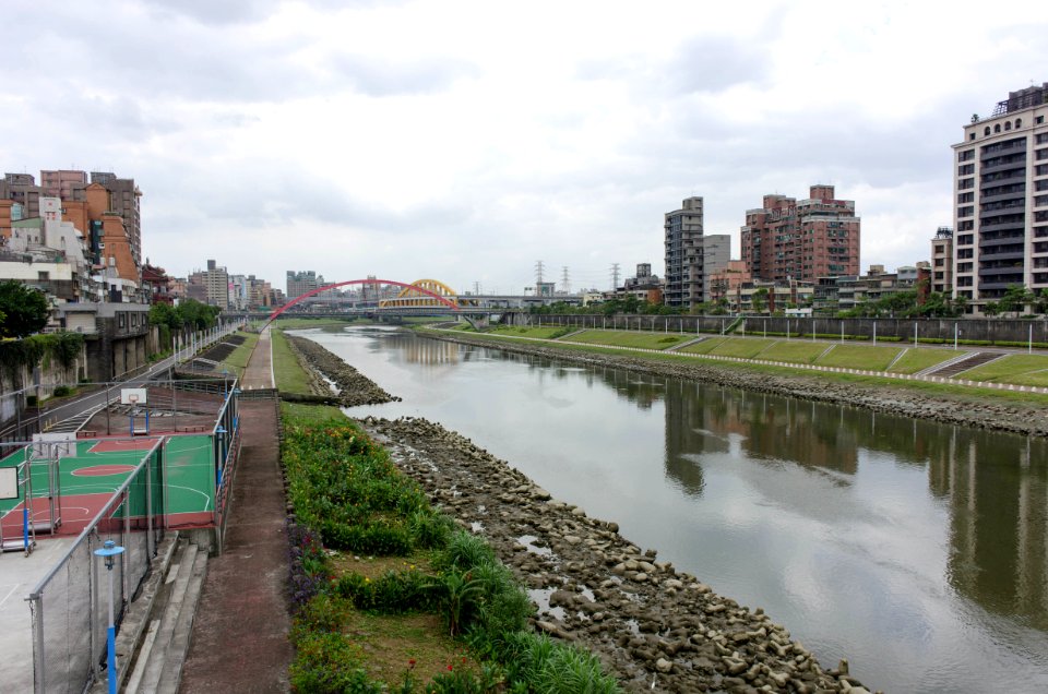 Rainbow Bridge View from East 20141004