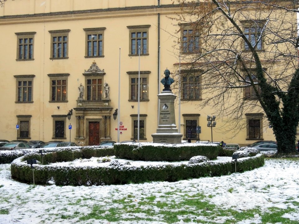 Pomnik Mikołaja Zyblikiewicza w Krakowie 01