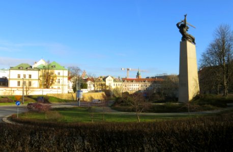 Pomnik Bohaterów Warszawy 04