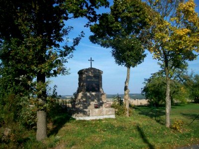 Pomník padlým v Kůzové (Q66567000)