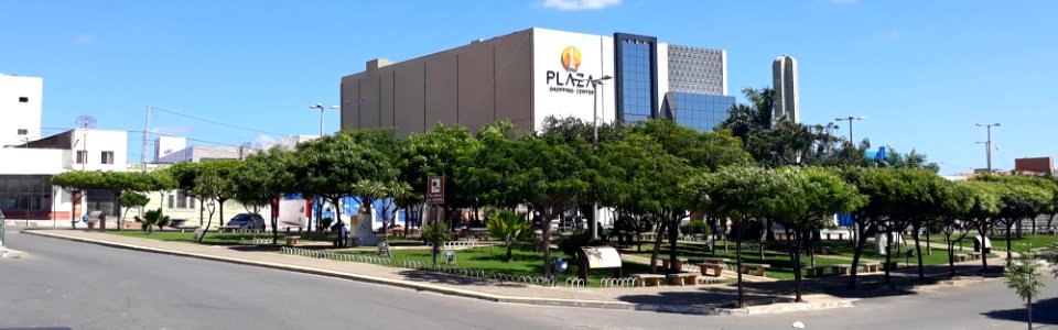 Praça Monsenhor Caminha e Plaza Shopping Center, Pau dos Ferros (RN)