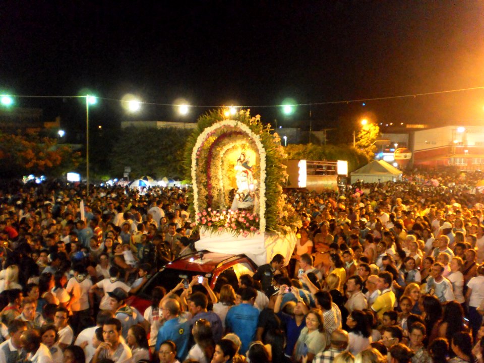 Procissão da padroeira de Pau dos Ferros-RN (08dez2014)