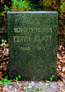 Prerow Seemannskirche Kirchhof Grabstein Edith Klatt 01