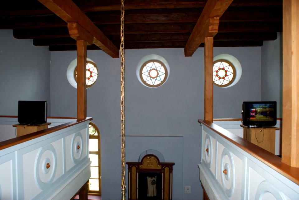 Synagogue Hartmanice 04