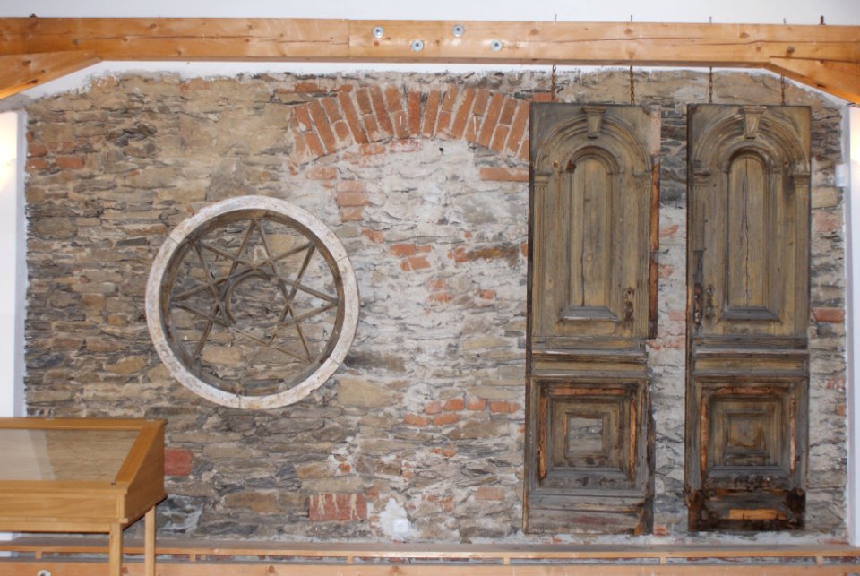 Synagogue Hartmanice 01