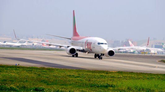 T'way Airlines Boeing 737-83N HL8268 Departing from Taipei Songshan Airport 20160229b