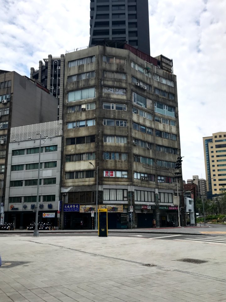 Taipei Commerce Building 20180425