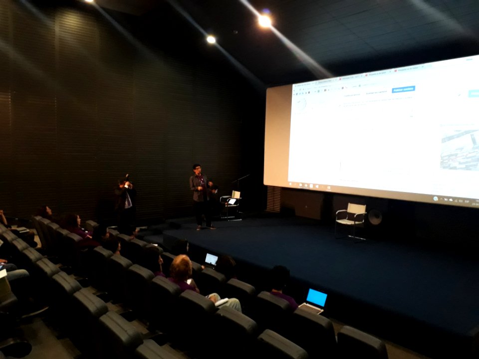 Taller de edición Wikimedia Chile en Wikigap 2018 8