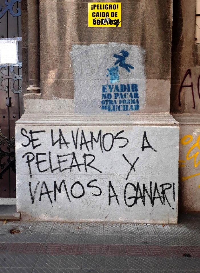 Stencil en Vicuña Mackenna 22 de octubre 2019 2