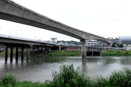 Taipei Metro Neihu Line over the Keelung River 20141030 photo