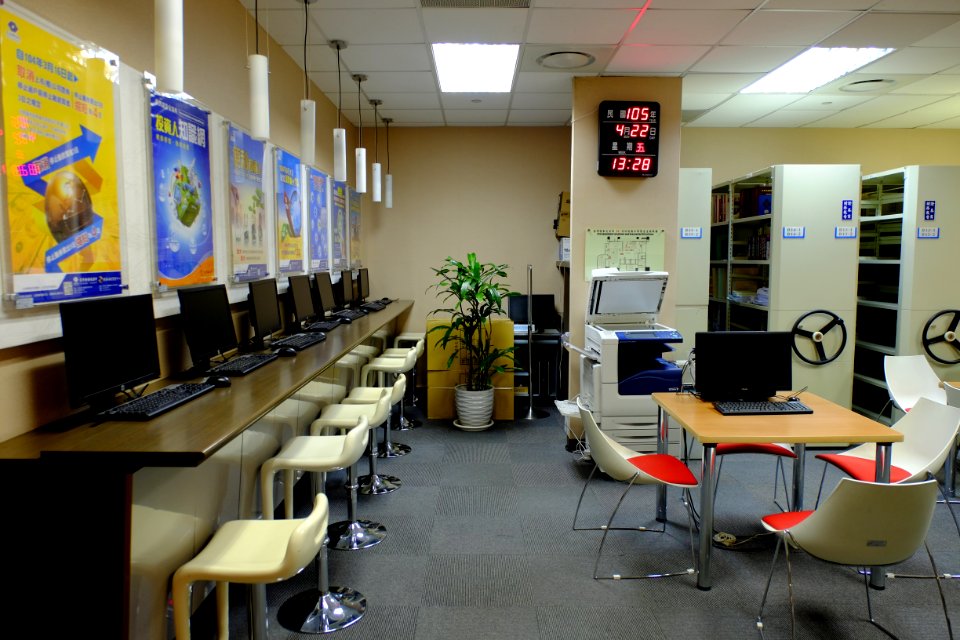 Taiwan Stock Exchange Investors Reference Room in 3rd Floor, Taipei 101 20160422