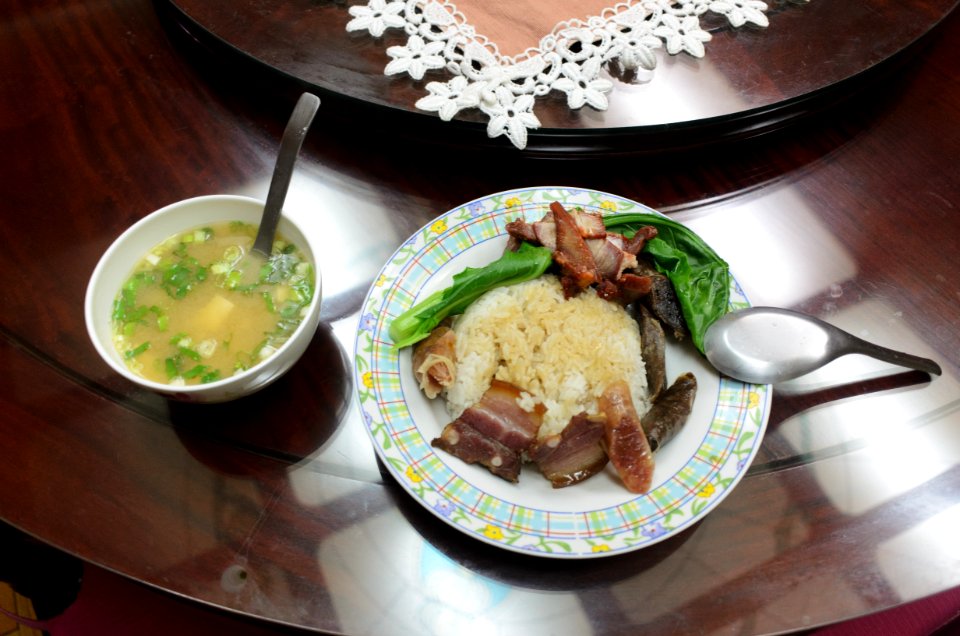 Streamed Rice with Chinese Sausage on Dish and Miso Soup 20150412