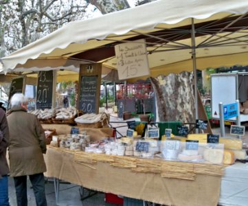 Stand Fromage Foire de la St Siffrein