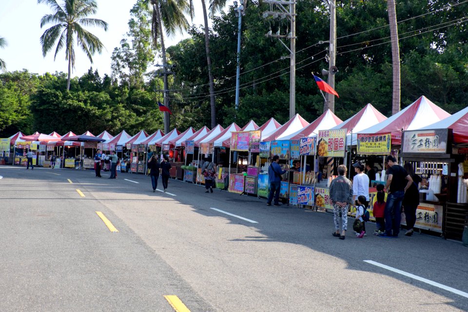 Street Food Booths beside Pier Road of Zuoying Naval Base in Morning 20141123a
