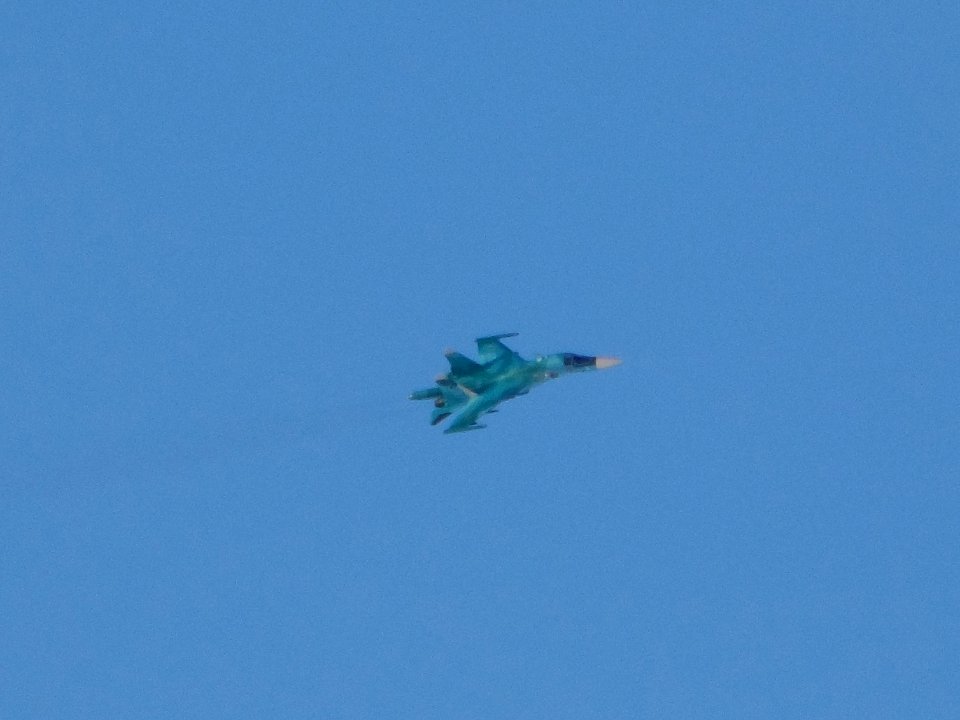 Su-34 in flight (06)