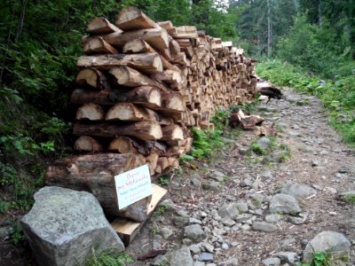 Stefanikova chata wood supply