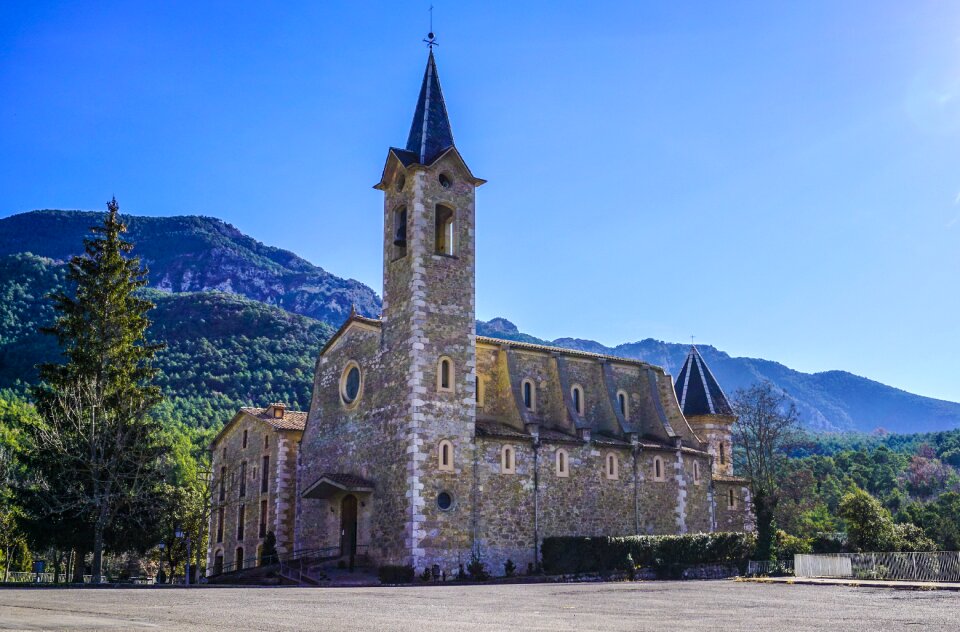 Religion outdoors building