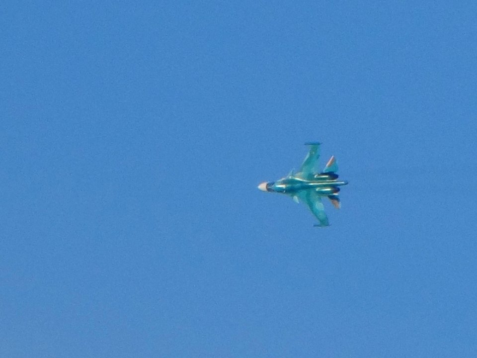 Su-34 in flight (05)