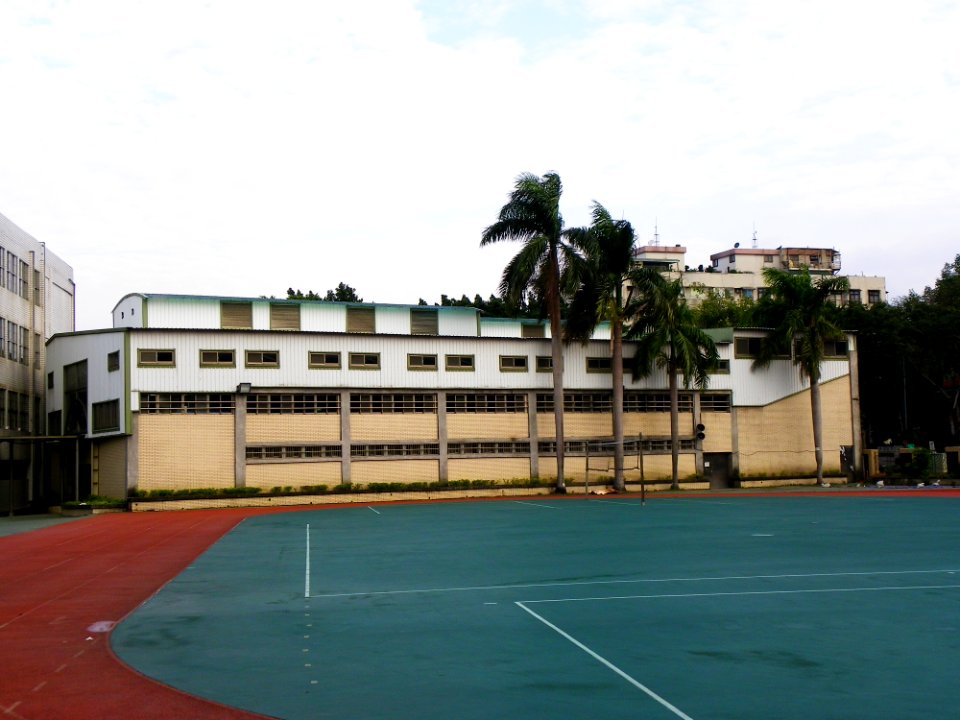 Swimming Pool of Taipei Municipal Minsheng Junior High School 20100101