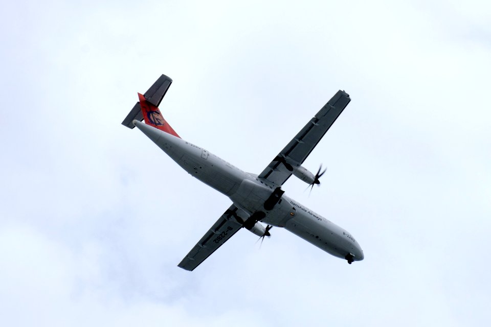 TransAsia Airways ATR 72-212A B-22812 on Final Approach at Taipei Songshan Airport 20150829a
