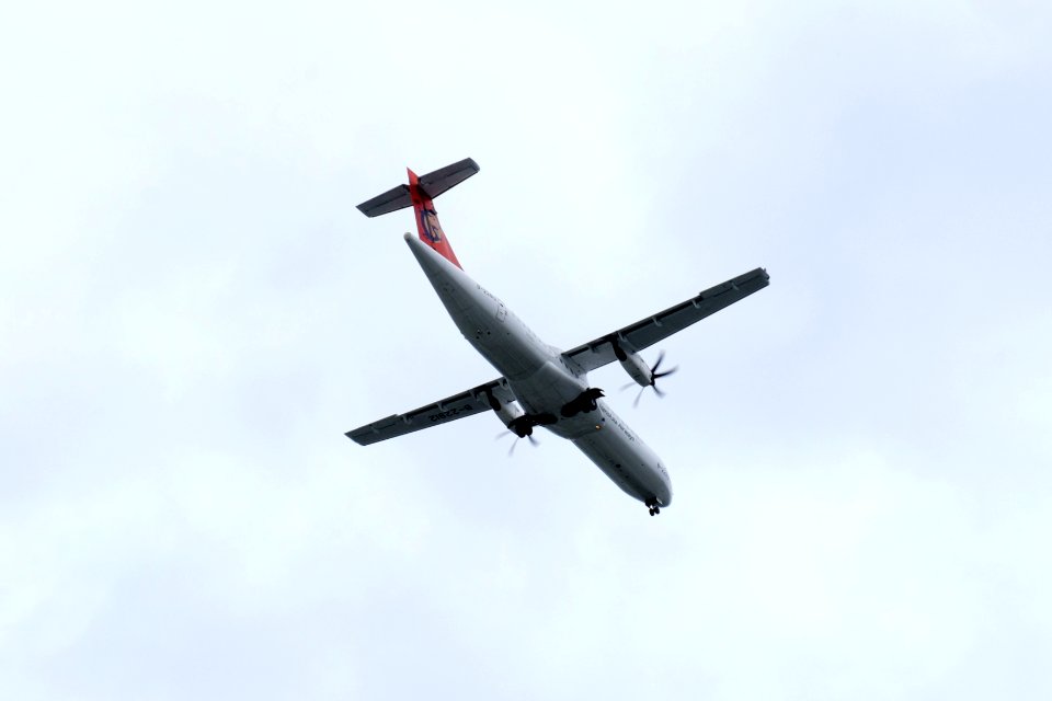 TransAsia Airways ATR 72-212A B-22812 on Final Approach at Taipei Songshan Airport 20150829b