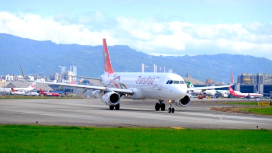 TransAsia Airways Airbus A321-231 B-22612 Departing from Taipei Songshan Airport 20151003a