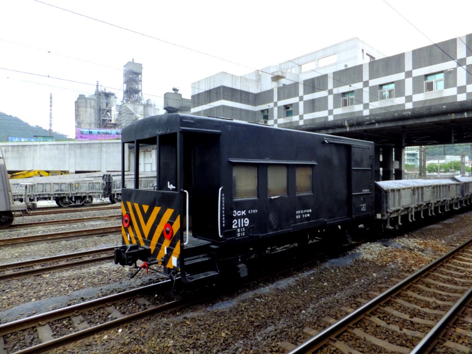 TRA 3CK2119 in Suaosin Station 20130504