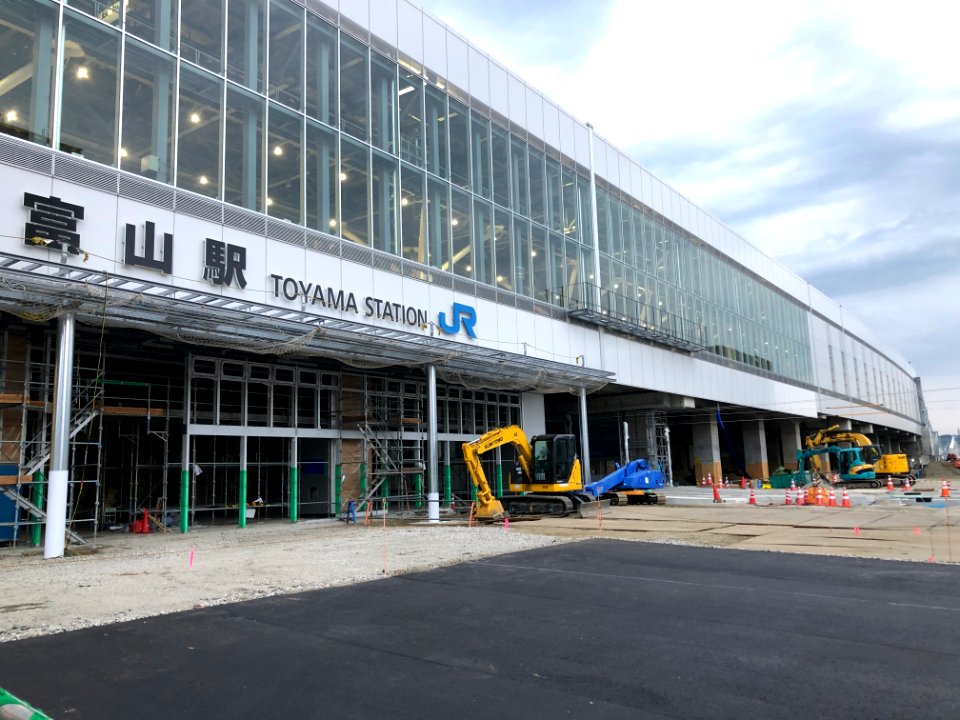 Toyama Station in 2019(7)