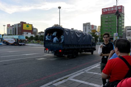 Truck of Hualien Air Force Base with Staff arrival to Hualien County Tourist Service Center 20170923