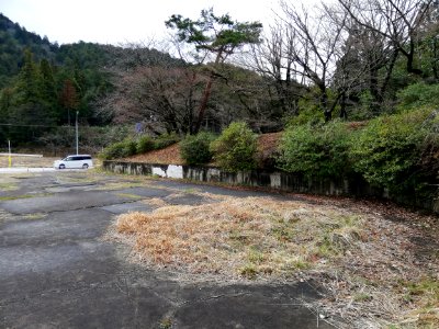 The ruins of Taga Highway Park Restaurant - Taga SL Park 20210306 03