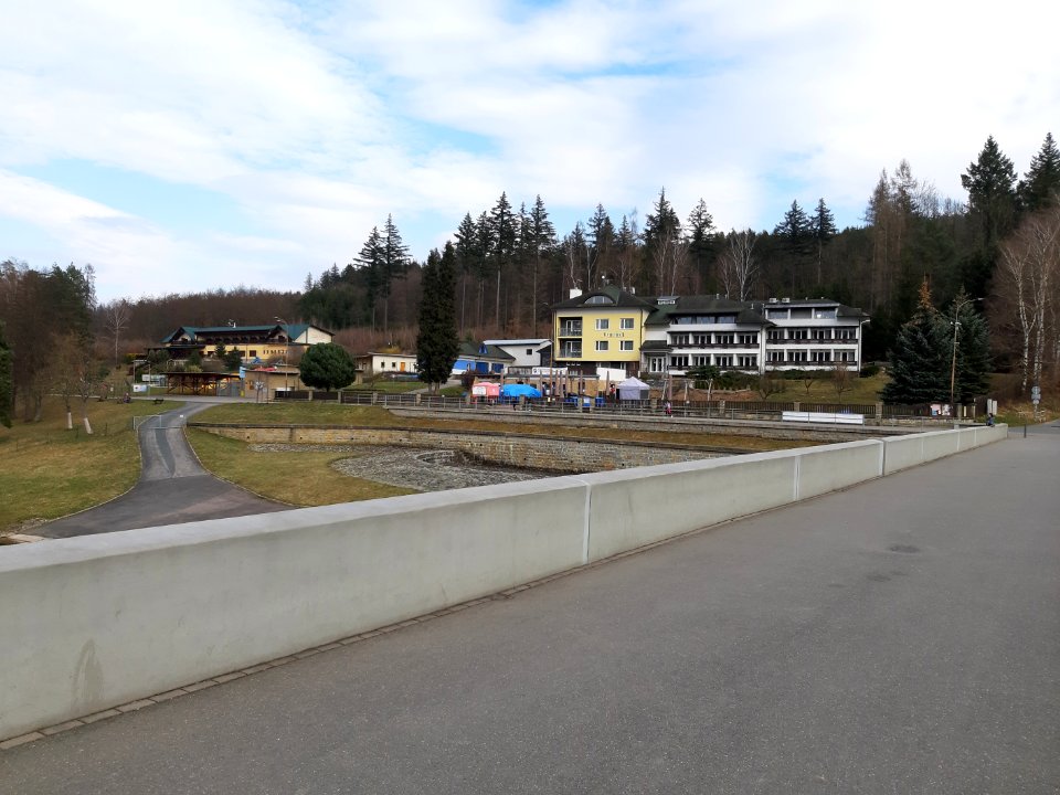 Trip okolo přehrady - Luhačovice 20210330 161454