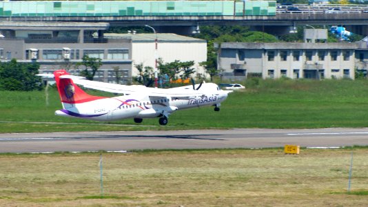 TransAsia Airways ATR 72-212A B-22821 Taking off from Taipei Songshan Airport 20160924b