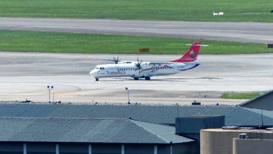 TransAsia Airways ATR 72-212A B-22816 Taxiing at Taipei Songshan Airport Apron 20140728