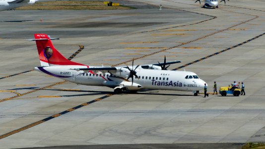 TransAsia Airways ATR 72-212A B-22823 Back up by Tractor at Taipei Songshan Airport 20160924c
